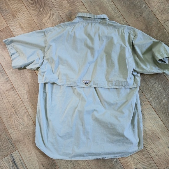 Columbia PFG Performance Fishing Gear Mens Large Tan Outdoor Adventure Shirt - Picture 2 of 11